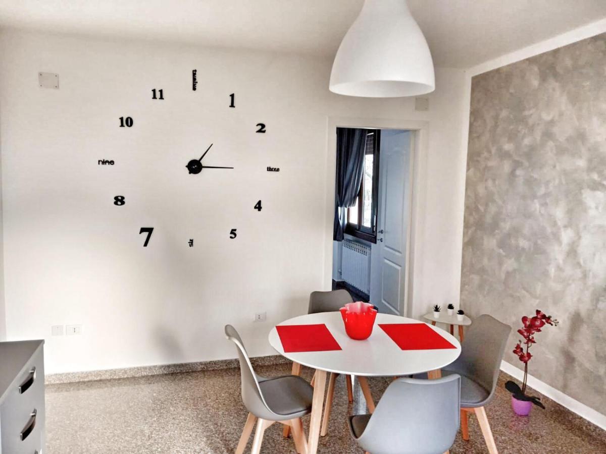 Red Tower Venice - 2 Mins From Vce Airport- Free Wifi Holiday home *